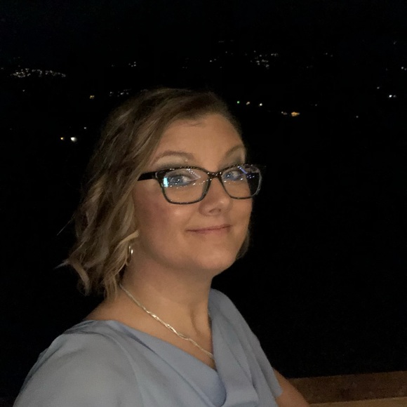 Meet your Posher, Joy - Picture 3 of 12